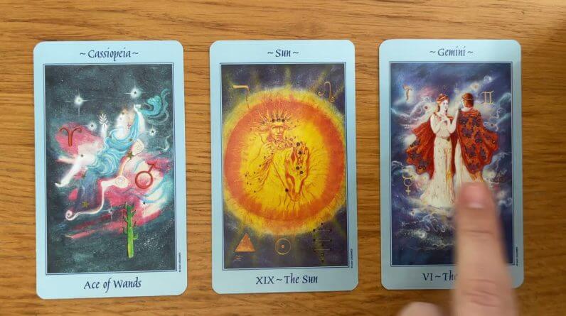 🌞 Let it shine! 🌞 14 April 2021 Your Daily Tarot Reading with Gregory Scott