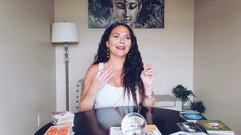 ARIES, IT'S ALL ABOUT YOU ❤🦋 MAY-JUNE CHANNELED TAROT MESSAGES. #ARIES #TAROT #READING