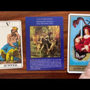 Making your own rules brings you luck! 15 August 2021 Your Daily Tarot Reading with Gregory Scott