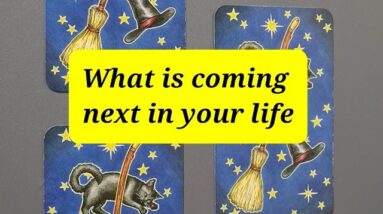 What is coming next tarot reading 🔮 Read description for message #shorts #tarot2022