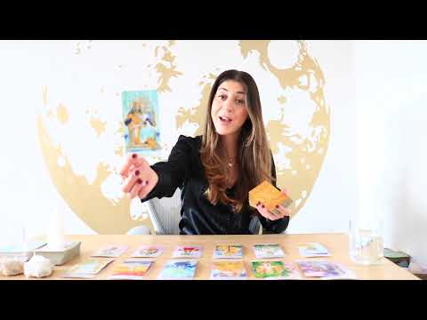 ⭐️CANCER ⭐️ 2022 YEARLY TAROT READING - BIG ACHIEVEMENTS THIS YEAR! - January 2022
