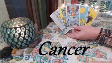 Cancer May 2022 ❤️💲 BIG DECISIONS Change EVERYTHING Cancer!!! LOVE & CAREER Tarot Reading