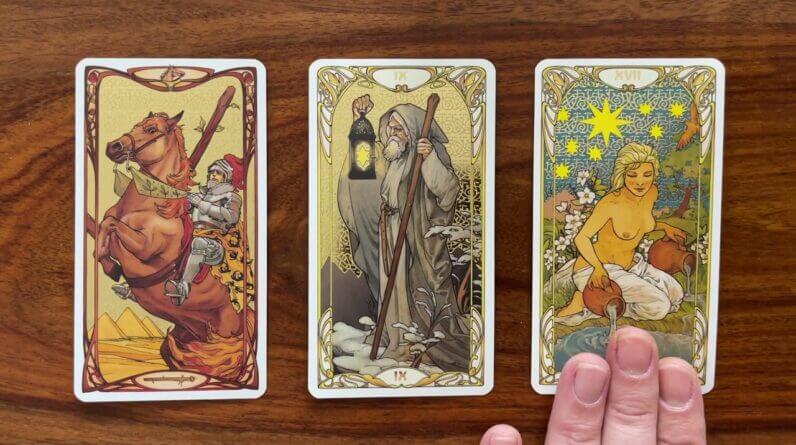 Amazing day!! 10 April 2022 Your Daily Tarot Reading with Gregory Scott