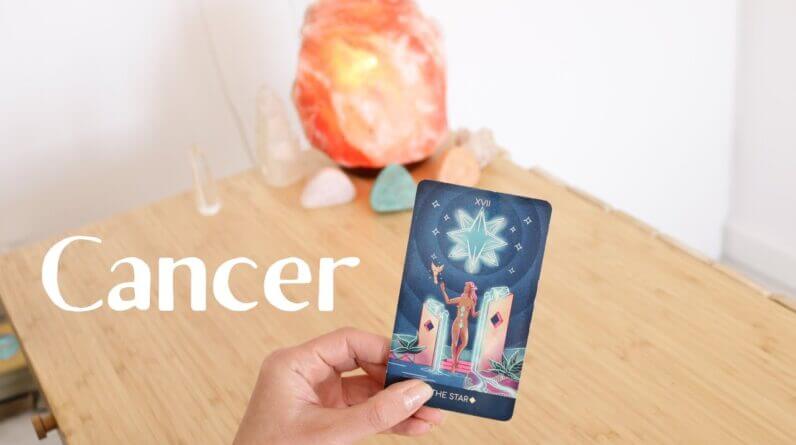 CANCER - 'LOOK WHO IS COMING BACK AROUND ' - May 2022 Monthly Predictions