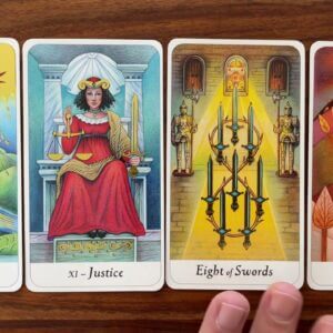 Make yourself bigger? 20 May 2022 Your Daily Tarot Reading with Gregory Scott