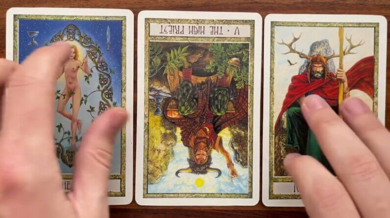 Break out of the loop! 15 May 2022 Your Daily Tarot Reading with Gregory Scott