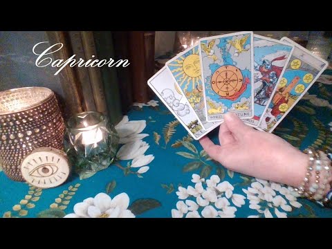 Capricorn August 2022 ❤️💲 So Many UNEXPECTED EVENTS Capricorn! Love & Career Tarot Reading