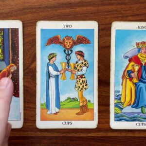 Forget silver linings. Look for gold! 14 July 2022 Your Daily Tarot Reading with Gregory Scott
