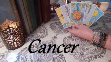Cancer ❤️ THIS INTENSE BOND DEEPENS VERY QUICKLY Cancer!!! Mid July 2022 Tarot Reading
