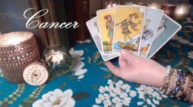 Cancer 🔮 AN UNEXPECTED RECONNECTION Cancer!! August 22nd - 29th Tarot Reading