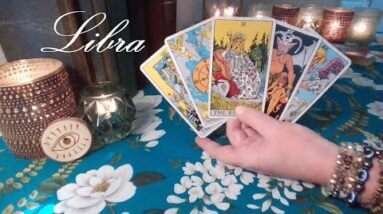 Libra August 2022 ❤️ OBSESSED WITH YOUR EMPRESS ENERGY Libra!! Mid Month Tarot Reading