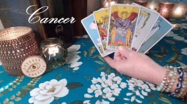 Cancer 🔮 THE BIGGEST DECISION OF YOUR LIFE! CHOOSE WISELY!! August 15th - 21st Tarot Reading