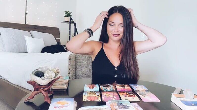 ARIES, THE MIND AND BODY CONNECTION 🦋 MID-AUGUST 2022 TAROT READING.
