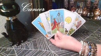 Cancer ❤️💋💔 "THE ONE WHO MAKES YOUR HEART RACE" Love, Lust or Loss October 2022 #TarotReading
