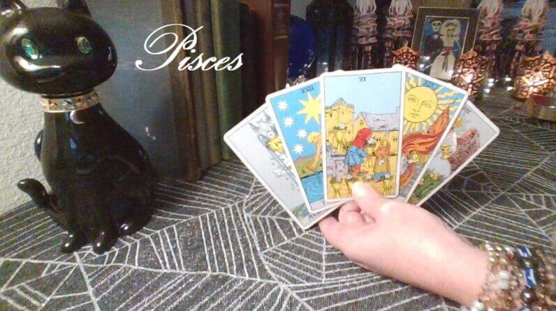 Pisces October 2022 ❤️ THERE'S NO ONE LIKE YOU Pisces! Future Love #TarotReading