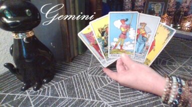 Gemini ❤️ "Everybody's Watching Them, But They're Looking At You" Mid October #TarotReading