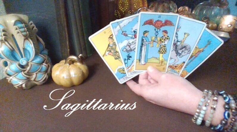 Sagittarius ❤️ They Will Do ANYTHING To Get Your Attention Sagittarius! November FUTURE LOVE #tarot
