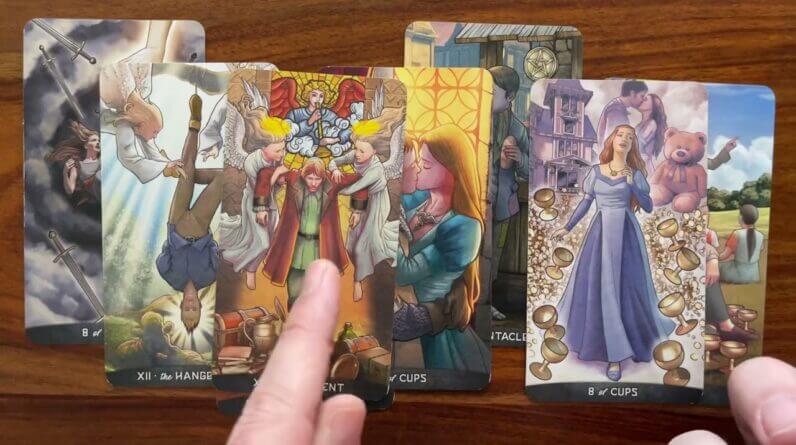 Focus on the solution 10 November 2022 Your Daily Tarot Reading with Gregory Scott