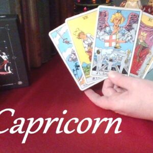 Capricorn ❤️💋💔 THEY ARE WAITING IN THE SHADOWS Capricorn!  Love, Lust or Loss December 2022 #Tarot