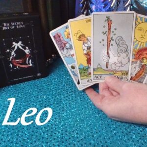 Leo ❤️ THIS KISS! The Moment They Fall For You Leo!! FUTURE LOVE January 2023 #Tarot