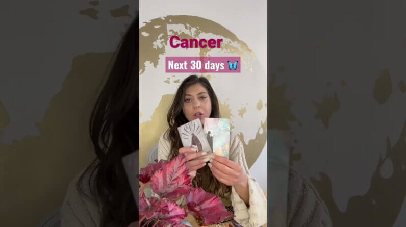 CANCER ♋️ Next 30 Days Tarot #shortstarot #shortsfeed #cancer #cancertarot #tarotreading