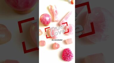 Best Crystal to Attract Love ,Heal Relationship & soulmate #crystal  #lisasimmi #shorts #rosequartz