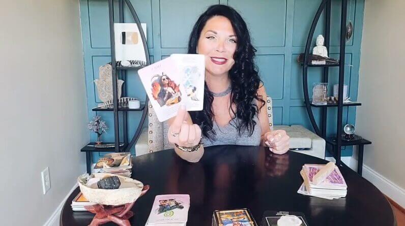 PISCES | THEY DON'T WANT TO LET YOU GO | 💓 YOU VS THEM LOVE TAROT READING.