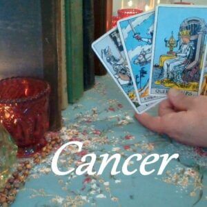 Cancer 🔮 DON'T GIVE UP! This Magic Moment Is Closer Than You Think Cancer! April 16 - 22 #Tarot