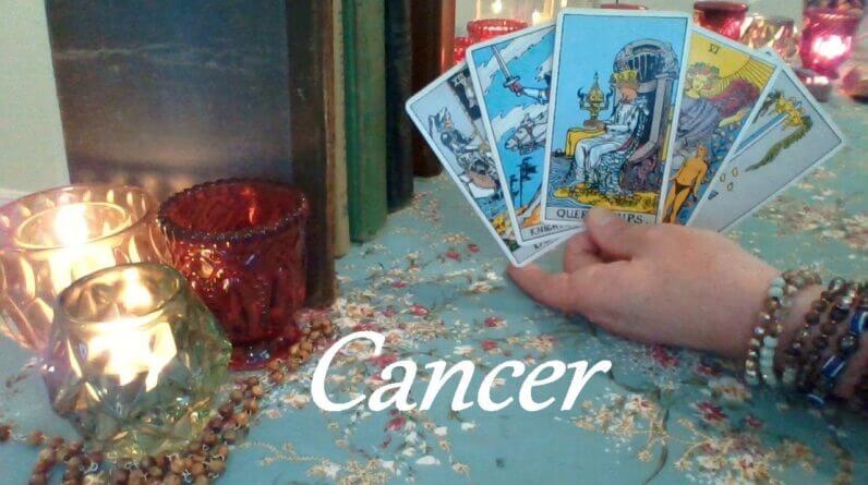 Cancer 🔮 DON'T GIVE UP! This Magic Moment Is Closer Than You Think Cancer! April 16 - 22 #Tarot