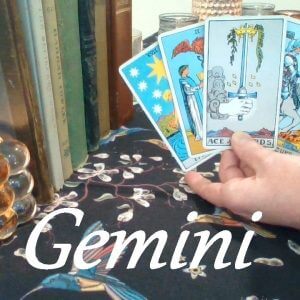 Gemini ❤ Making A VERY BOLD MOVE To Get Your Attention Gemini! FUTURE LOVE July 2023 #Tarot