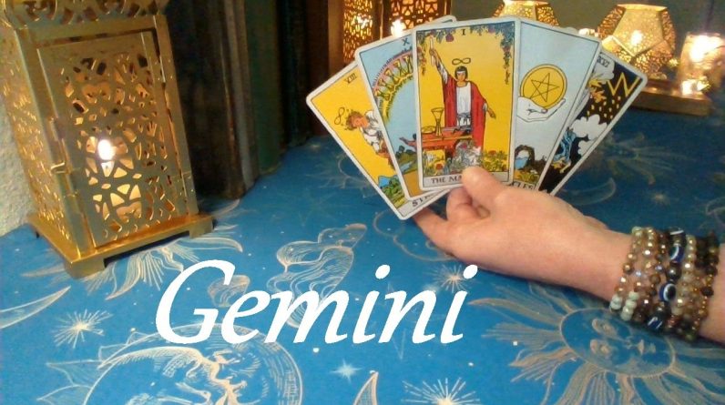 Gemini ❤ SHOOK! They Fall In Love The Moment They Meet You Gemini! FUTURE LOVE August 2023 #Tarot