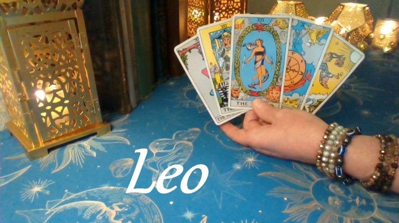 Leo Mid August 2023 ❤ IT'S TIME! This Decision Will COMPLETELY Change Your Life Leo!! #Tarot