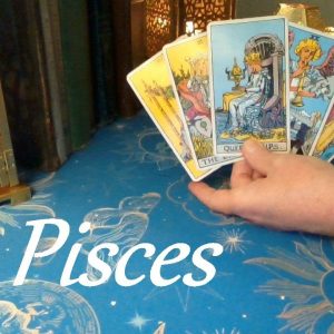 Pisces ❤ THEY LOVE IT! You Are The Prize They Want To Win Pisces!! FUTURE LOVE August 2023 #Tarot