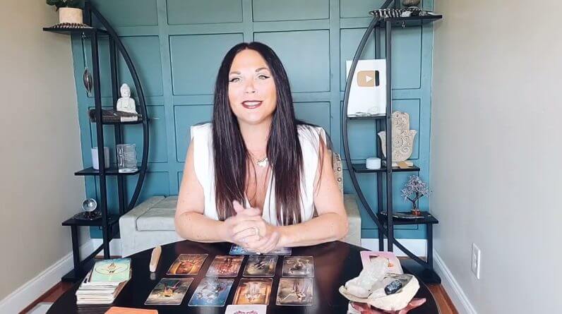 ARIES | IS THIS YOUR SOULMATE? | ❤️ TIMELESS TAROT CARD READING.