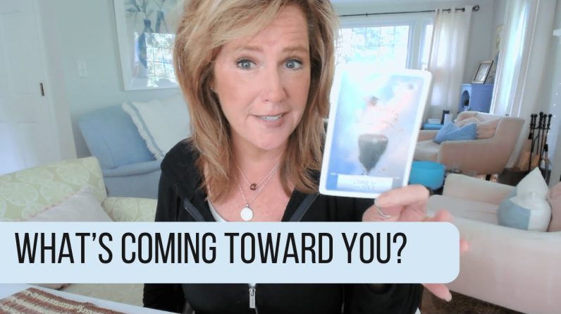 ALL ZODIAC SIGNS SATURDAY Tarot Reading | What's Coming Towards You? - End Of September