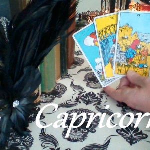 Capricorn ❤️💋💔 BREAKTHROUGH! One Little Message May Change Everything!! October 22 - 28 #Tarot