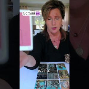GEMINI : Going In Different Directions | Weekly October Zodiac #tarot #shorts