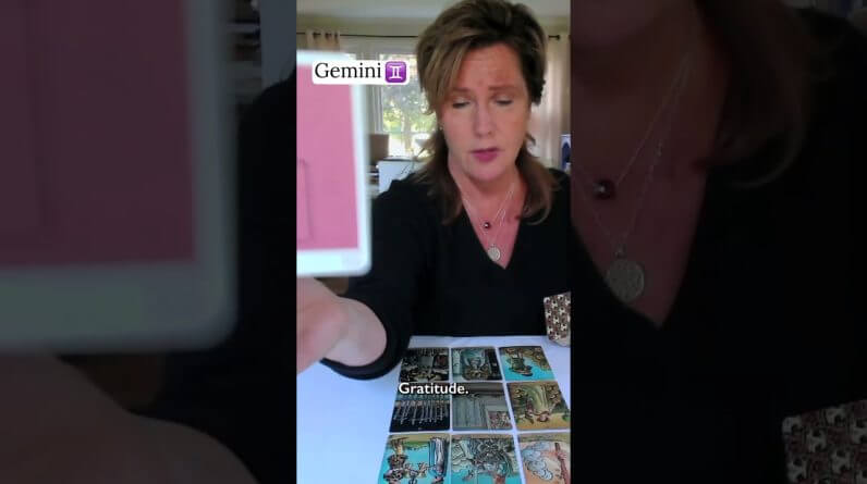 GEMINI : Going In Different Directions | Weekly October Zodiac #tarot #shorts