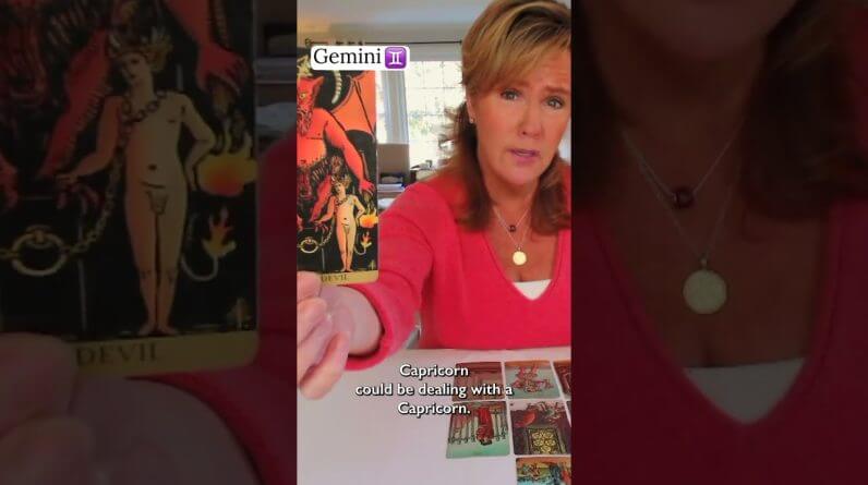 GEMINI : A Catalyst MOMENT | Weekly November Zodiac #tarot #shorts