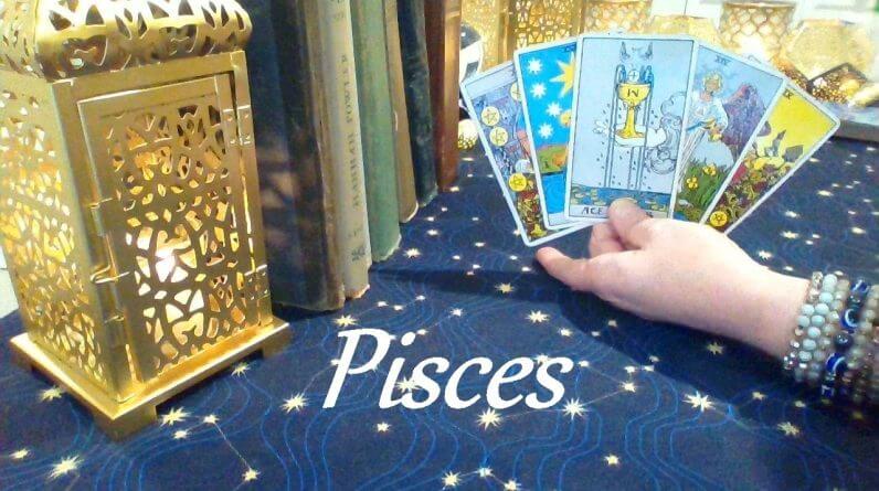 Pisces March 2024 ❤💲 MAJOR GLOW UP! Attracting A Completely Different Kind Of Energy! #Tarot