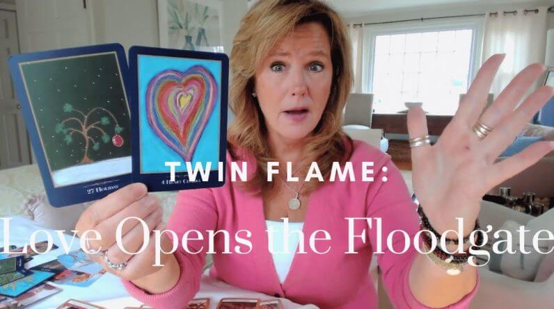 Twin Flame Collective : "All It Needs Is A LITTLE LOVE" Transforms This Connection 1 Twin Flame Collective : "All It Needs Is A LITTLE LOVE" Transforms This Connection
