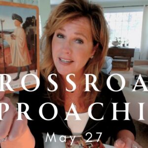 Your Daily Tarot Reading : Crossroad FAST Approaching - Are You Ready? | Spiritual Path Guidance