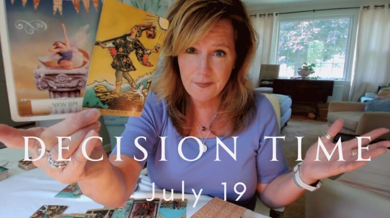 Your Daily Tarot Reading : DECISION TIME | Spiritual Path Guidance 1 Your Daily Tarot Reading : DECISION TIME | Spiritual Path Guidance