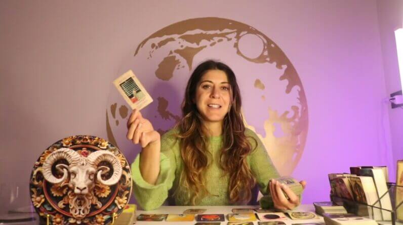 ARIES ♡♡ The Case Of The EX? November 2024 Tarot Reading 1 ARIES ♡♡ The Case Of The EX? November 2024 Tarot Reading