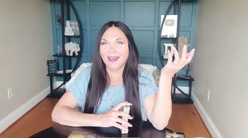 PISCES | What Does The Future Hold? 🔮👀💖 | Pisces Tarot Reading. 1 PISCES | What Does The Future Hold? 🔮👀💖 | Pisces Tarot Reading.