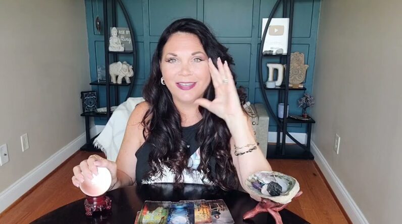 LIBRA | TIME TO GET OUT OF YOUR HEAD AND LIVE A LITTLE 👌😁💓 | LIBRA TAROT READING. 1 LIBRA | TIME TO GET OUT OF YOUR HEAD AND LIVE A LITTLE 👌😁💓 | LIBRA TAROT READING.