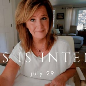 Your Daily Tarot Reading : INTENSE August - Everything SHIFTS | Spiritual Path Guidance