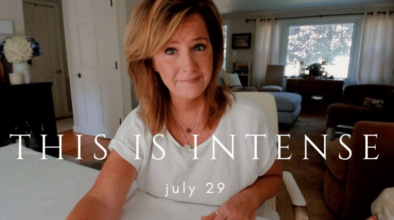 Your Daily Tarot Reading : INTENSE August - Everything SHIFTS | Spiritual Path Guidance