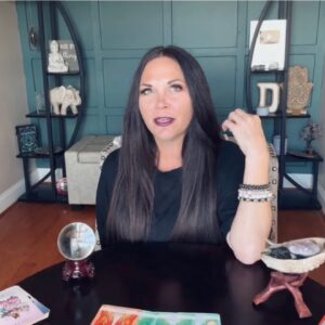 CAPRICORN | The Past Returns 🔮| Capricorn Tarot Reading.