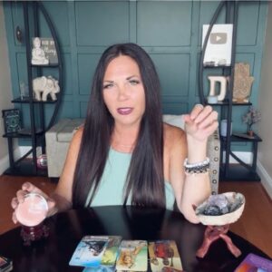 AQUARIUS | Beware of the Snake in the Grass 🐍 | Stay Focused! 🔮| Aquarius Tarot Reading.